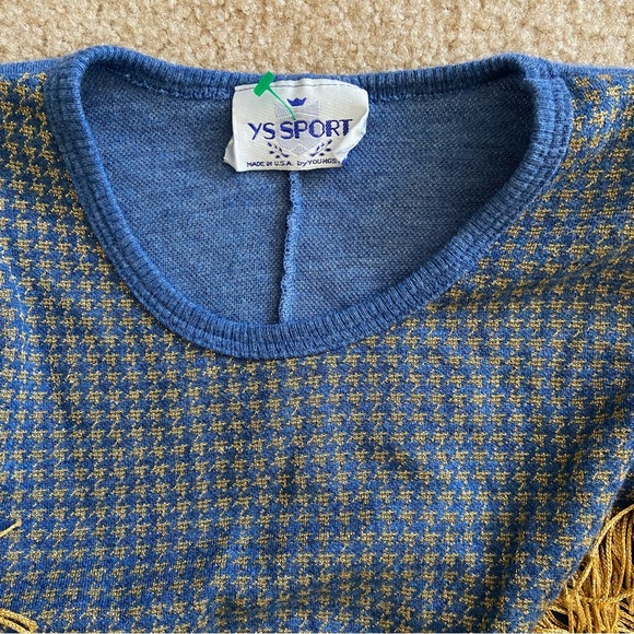 beautiful vintage blue and gold 80s marching band sweater - Picture 3 of 3